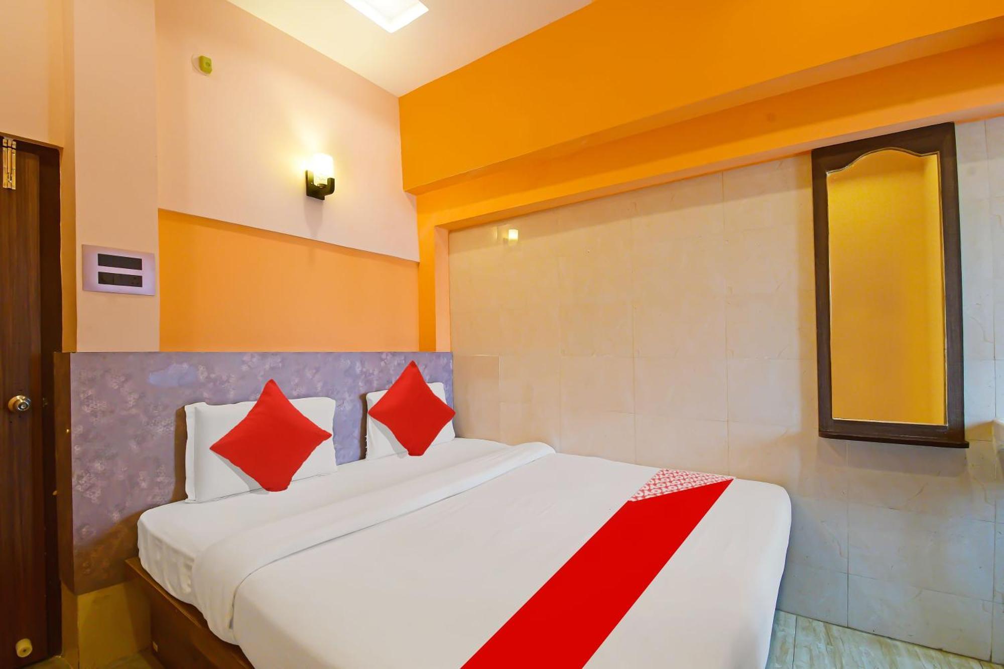 Oyo Flagship Hotel Sea Garden Puri Esterno foto