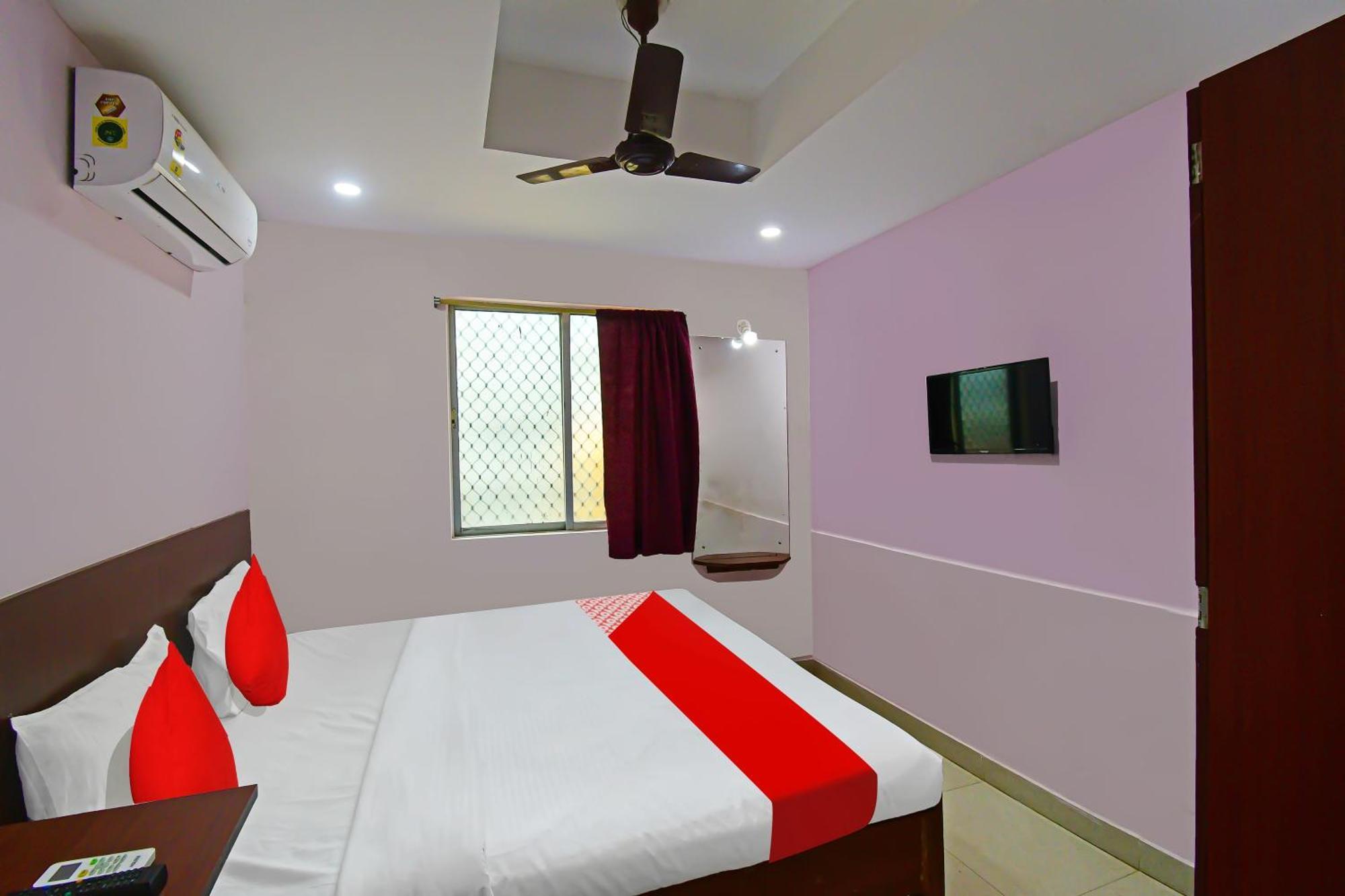 Oyo Flagship Hotel Sea Garden Puri Esterno foto